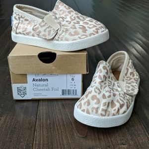 Toms Cheetah Print Toddler shoes size 6T